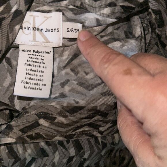 Calvin Klein Jeans Men's Gray,Black,Brown Casual Button Down Shirt Size Small - Picture 4 of 4